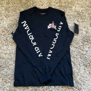 Nike Men’s Air Jordan Long Sleeves Tees - New